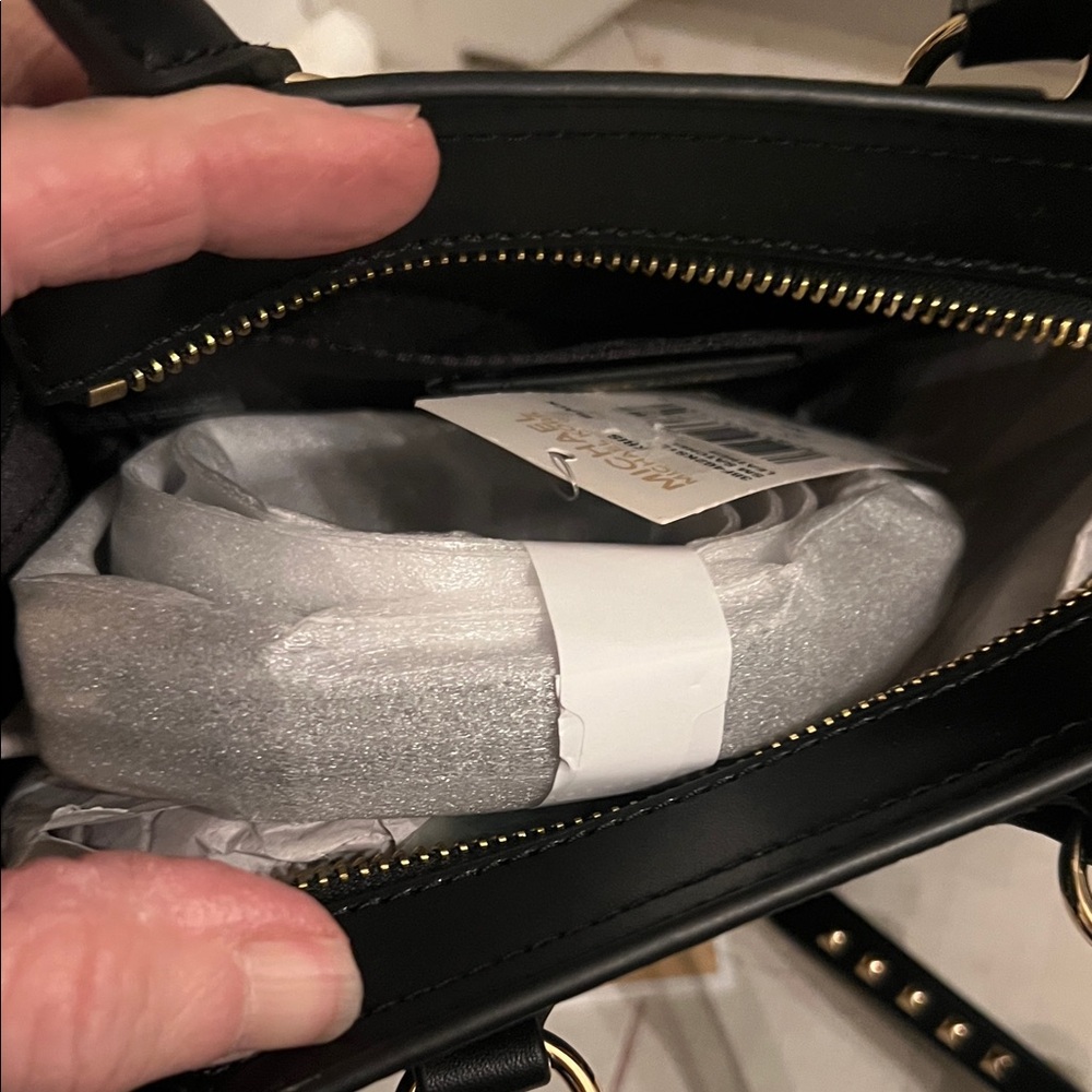 Michael Kors small satchel - Picture 7 of 7